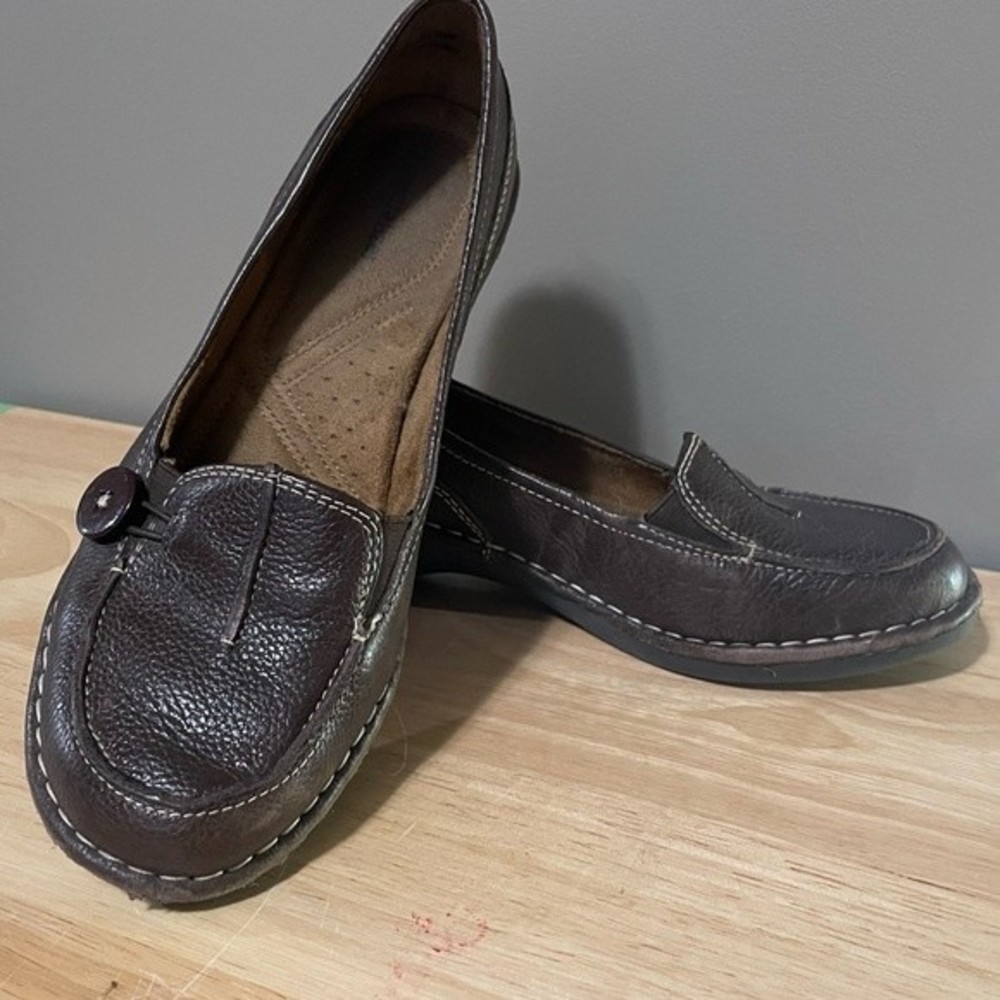 Brown Leather loafers by Naturalizer 8.5